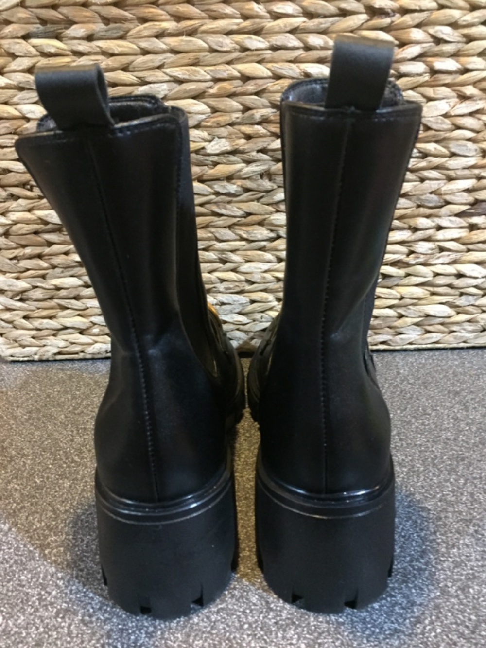 Steve Madden Hooked Black Heeled Boots with Gold Chain Detail - Picture 11 of 13